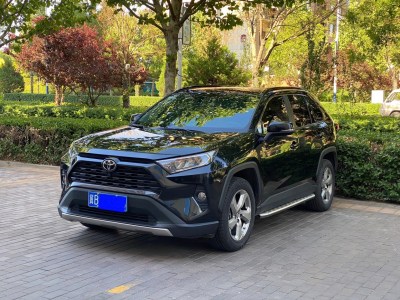 2022年1月 豐田 RAV4榮放 2.0L CVT兩驅(qū)風尚版圖片