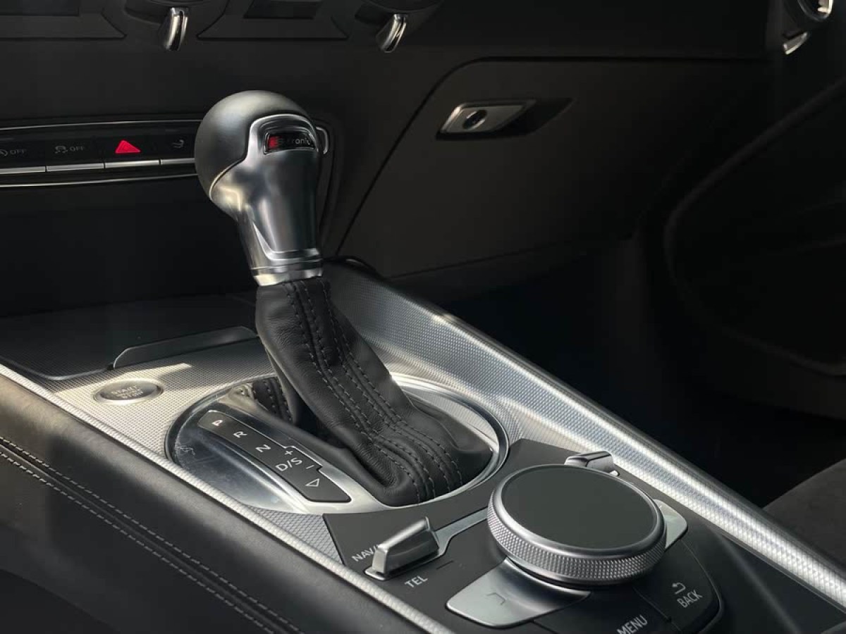 奧迪 奧迪TT  2015款 TT Coupe 45 TFSI圖片