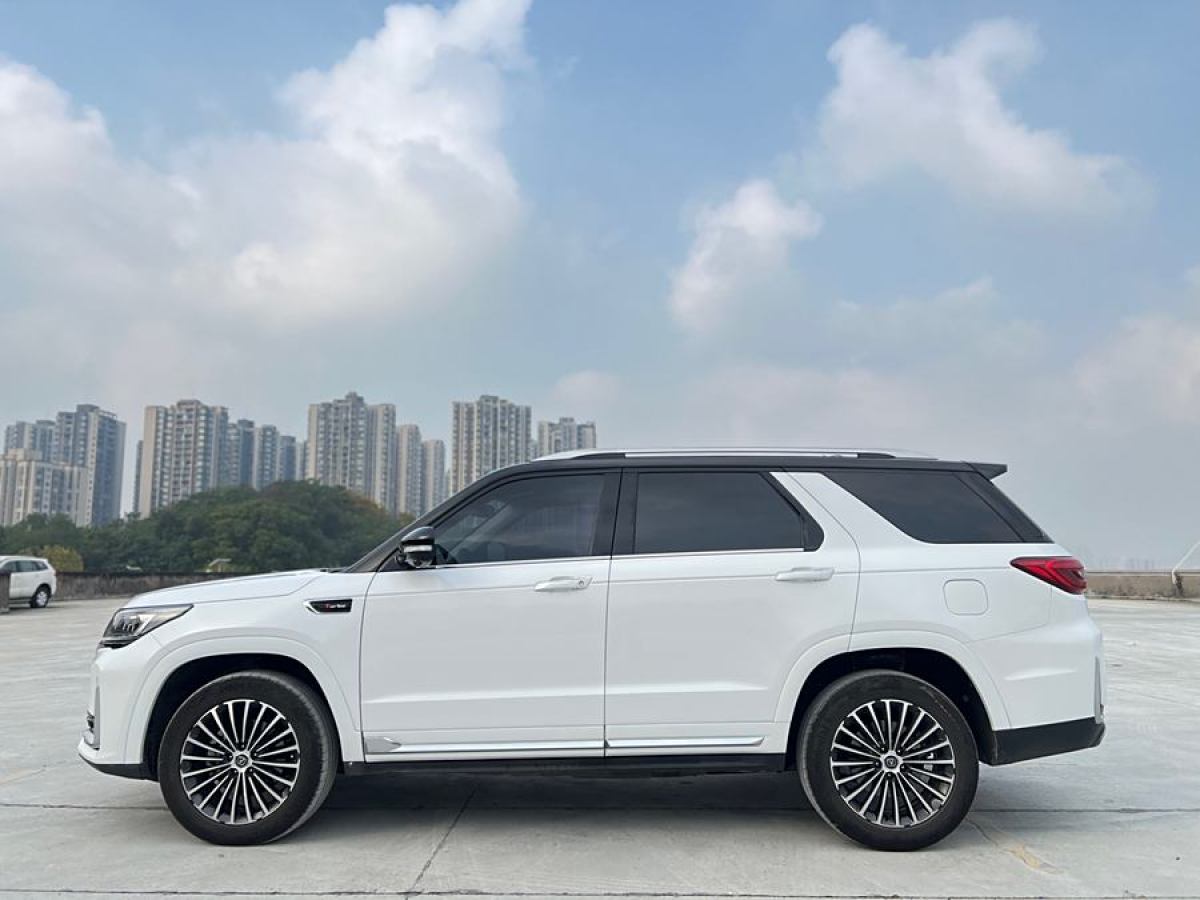 長(zhǎng)安 CS95  2019款 2.0T 兩驅(qū)尊貴型圖片