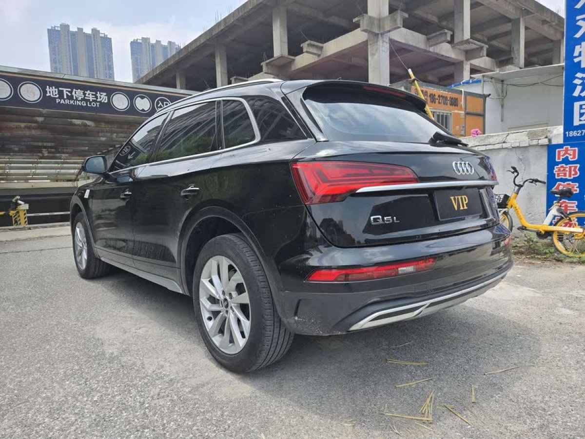 奧迪 奧迪Q5L  2023款 40T 豪華動感型圖片