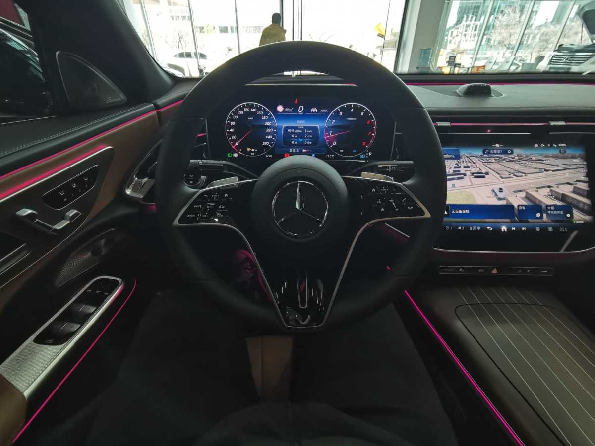 奔馳 奔馳E級  2024款 E 300 L 豪華型圖片