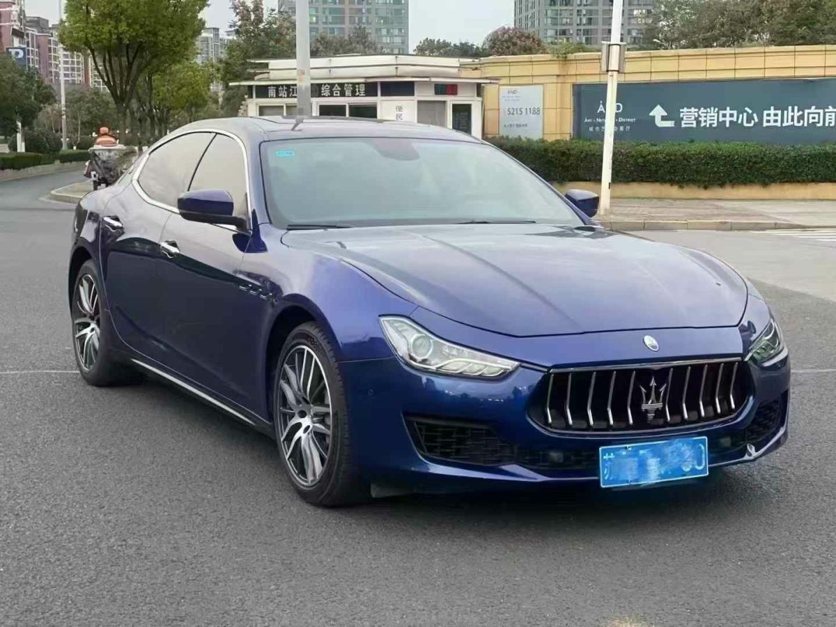 瑪莎拉蒂 Ghibli  2018款 3.0T 標(biāo)準(zhǔn)版圖片