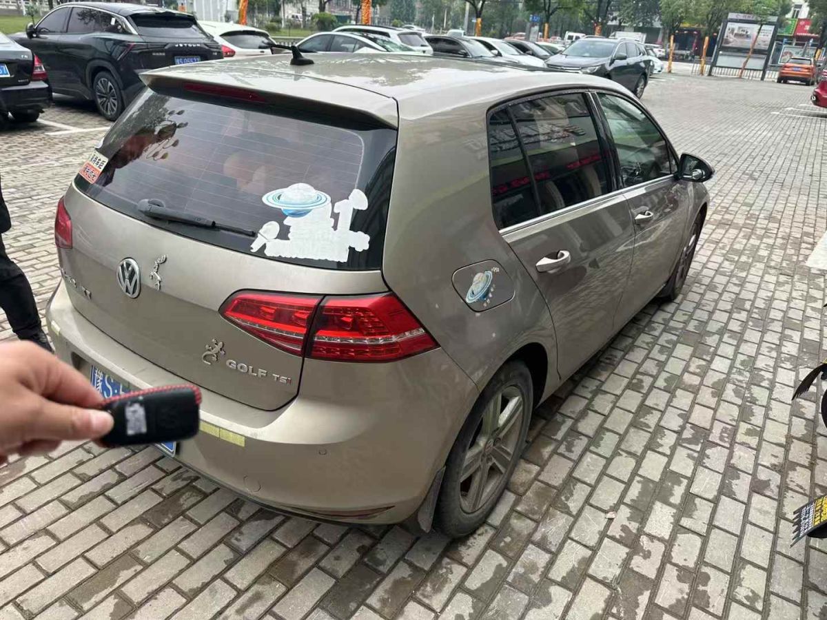 大眾 高爾夫  2015款 1.6L 自動(dòng)時(shí)尚型圖片