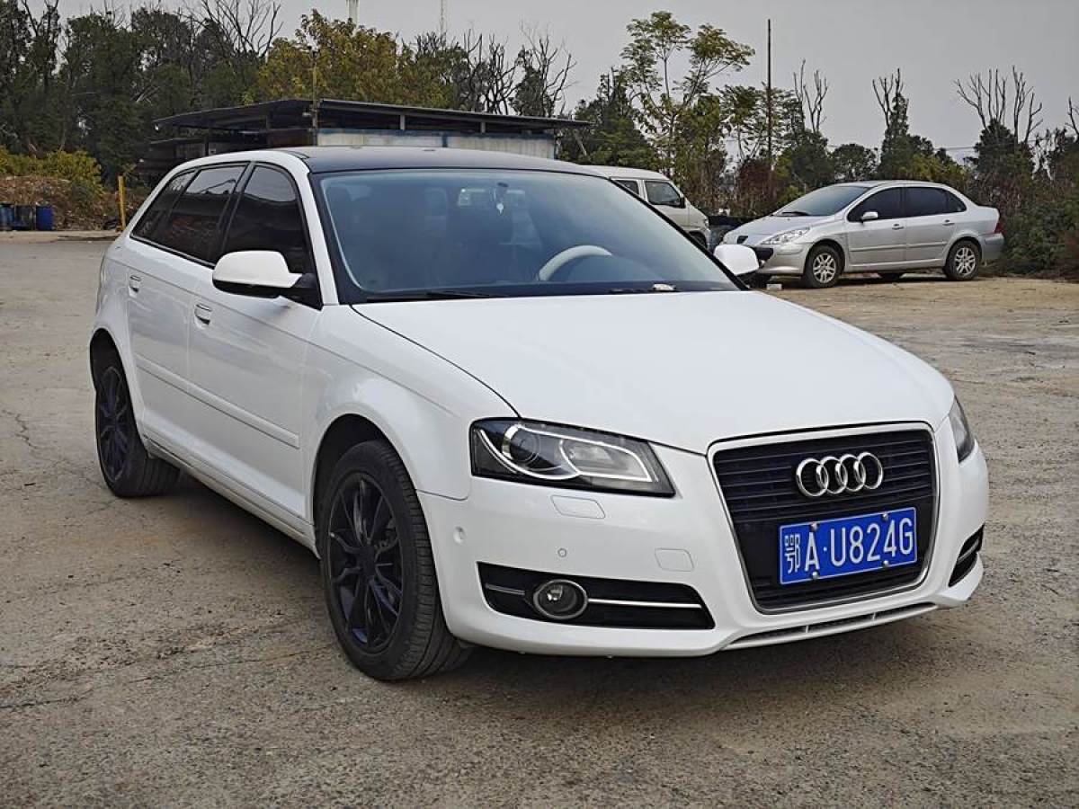 奧迪 奧迪A3  2010款 Sportback 1.4T 豪華型圖片