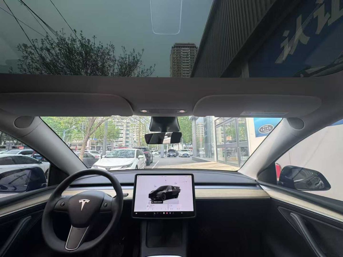 特斯拉 Model S  2023款 三電機全輪驅(qū)動 Plaid版圖片