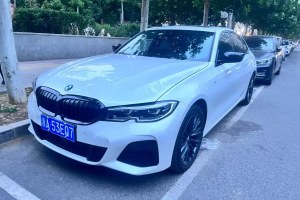 寶馬3系 寶馬 330Li xDrive M運(yùn)動(dòng)曜夜套裝