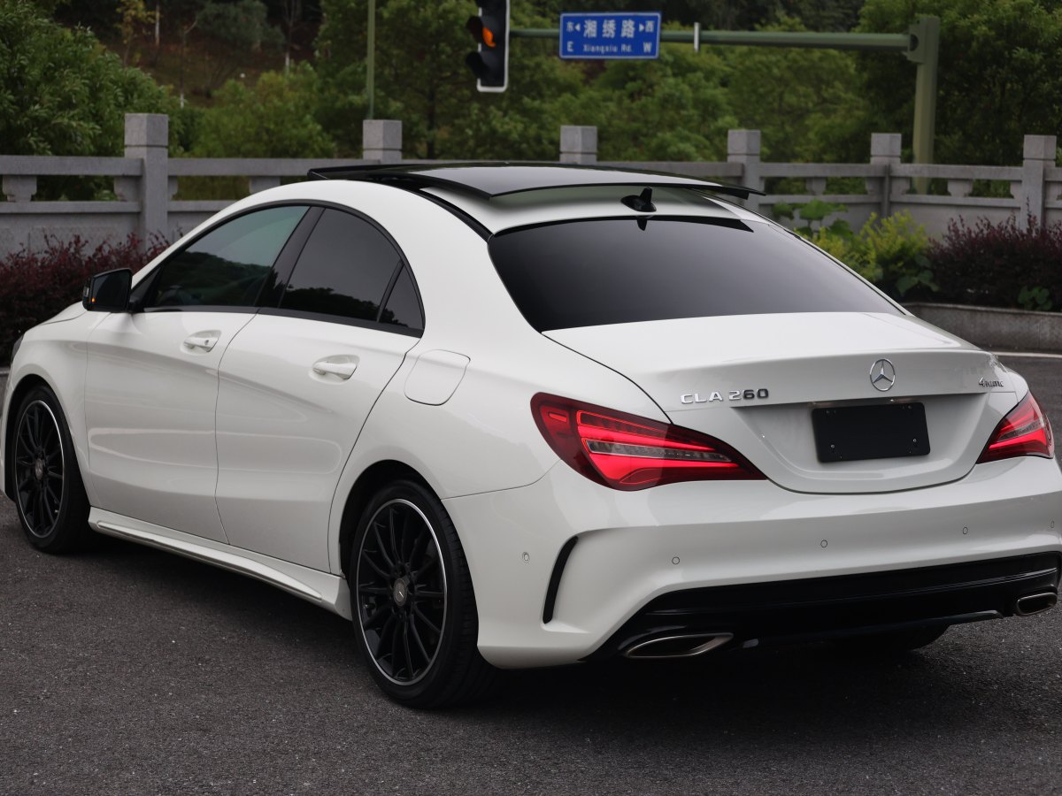 2016年11月奔馳 奔馳CLA級  2017款 改款 CLA 260 4MATIC