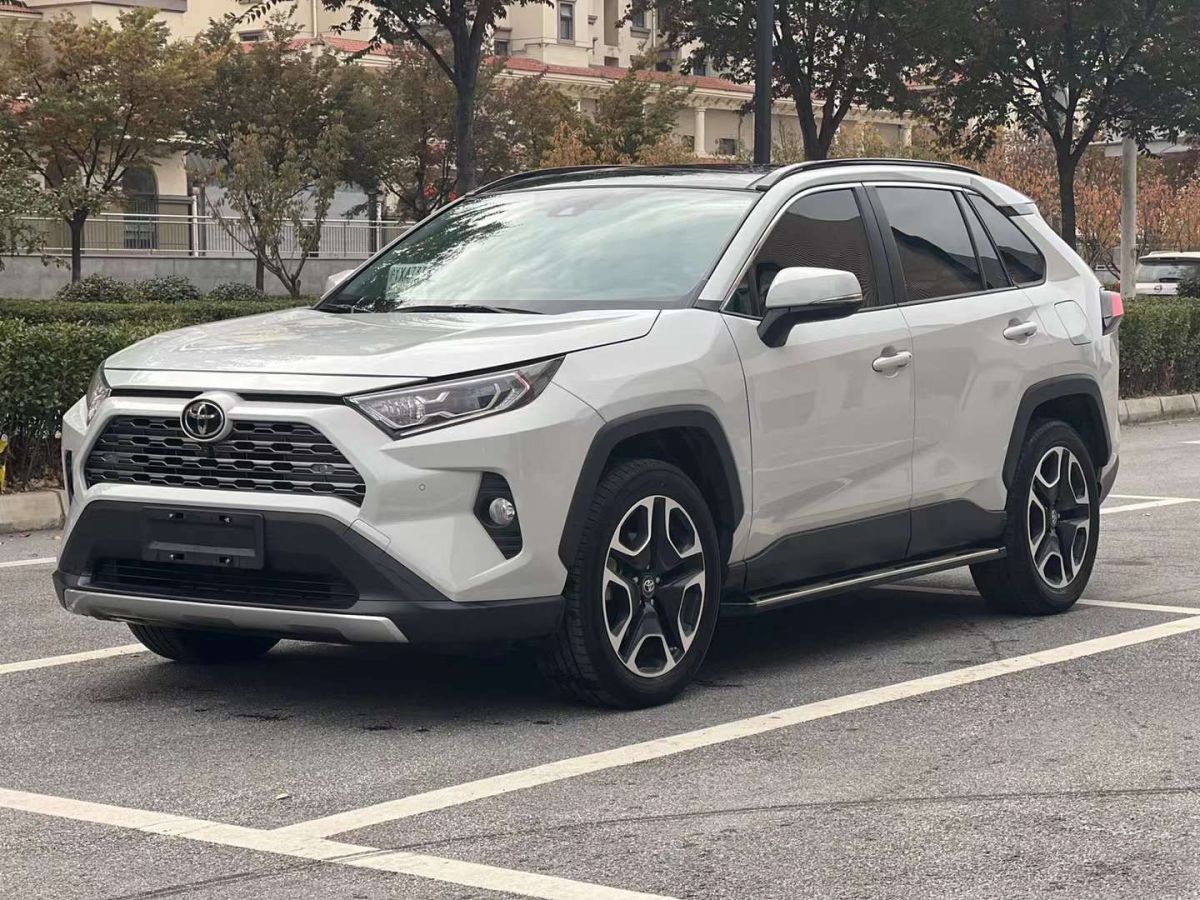 豐田 rav4榮放 2021款 2.0l cvt兩驅風尚plus版圖片