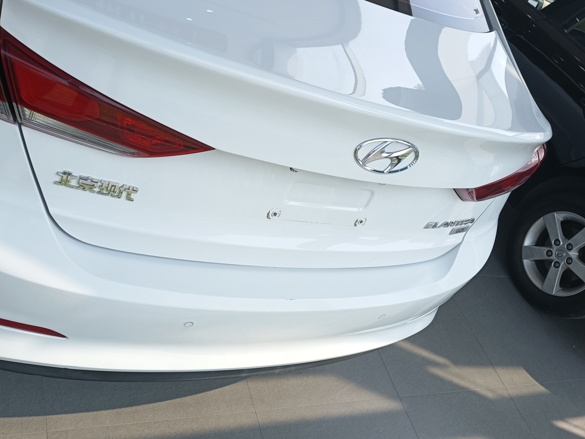 現(xiàn)代 領(lǐng)動  2016款 1.6L 自動智炫?精英型圖片