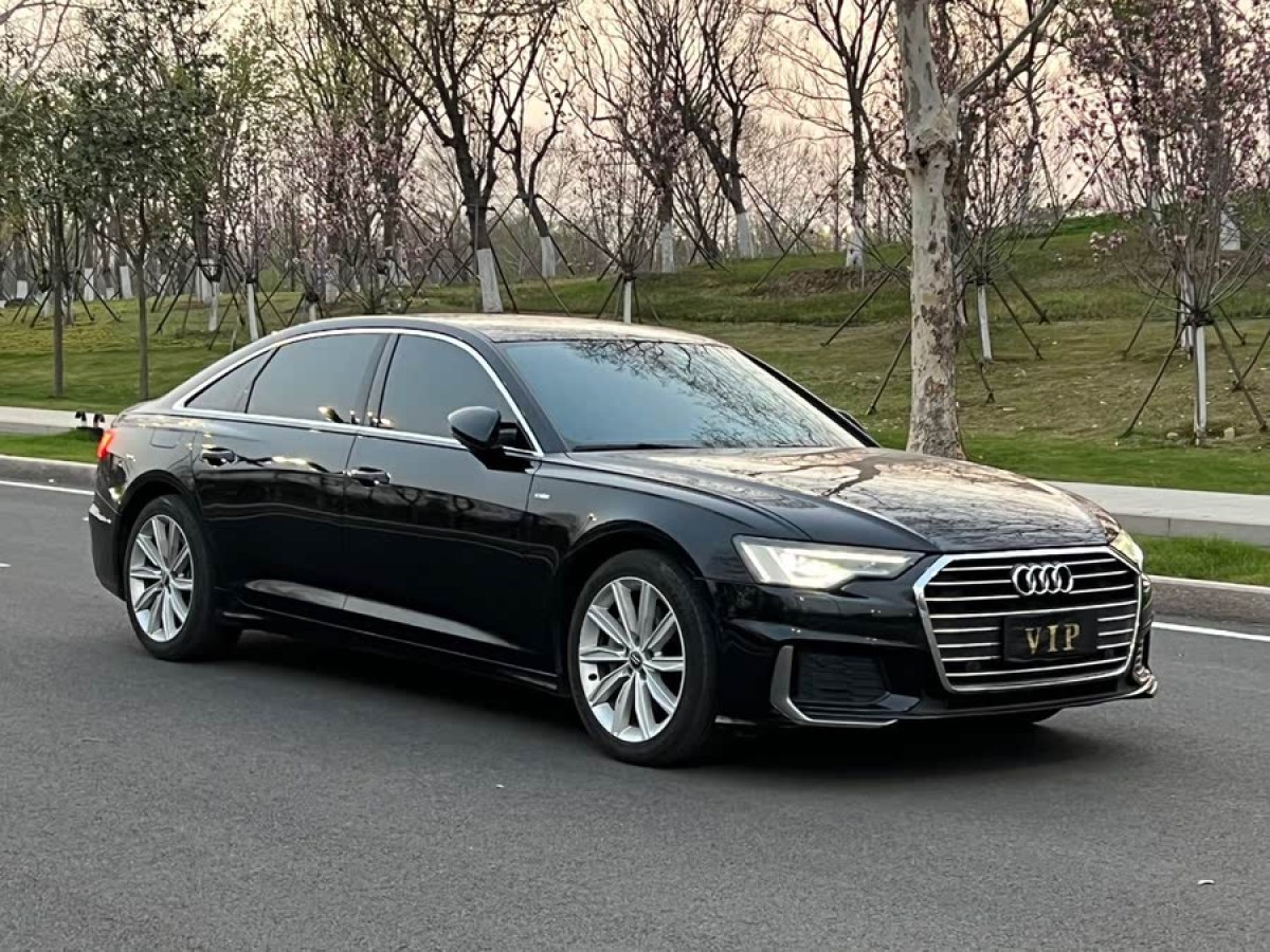 奧迪 奧迪A6L  2021款 45 TFSI 臻選動(dòng)感型圖片