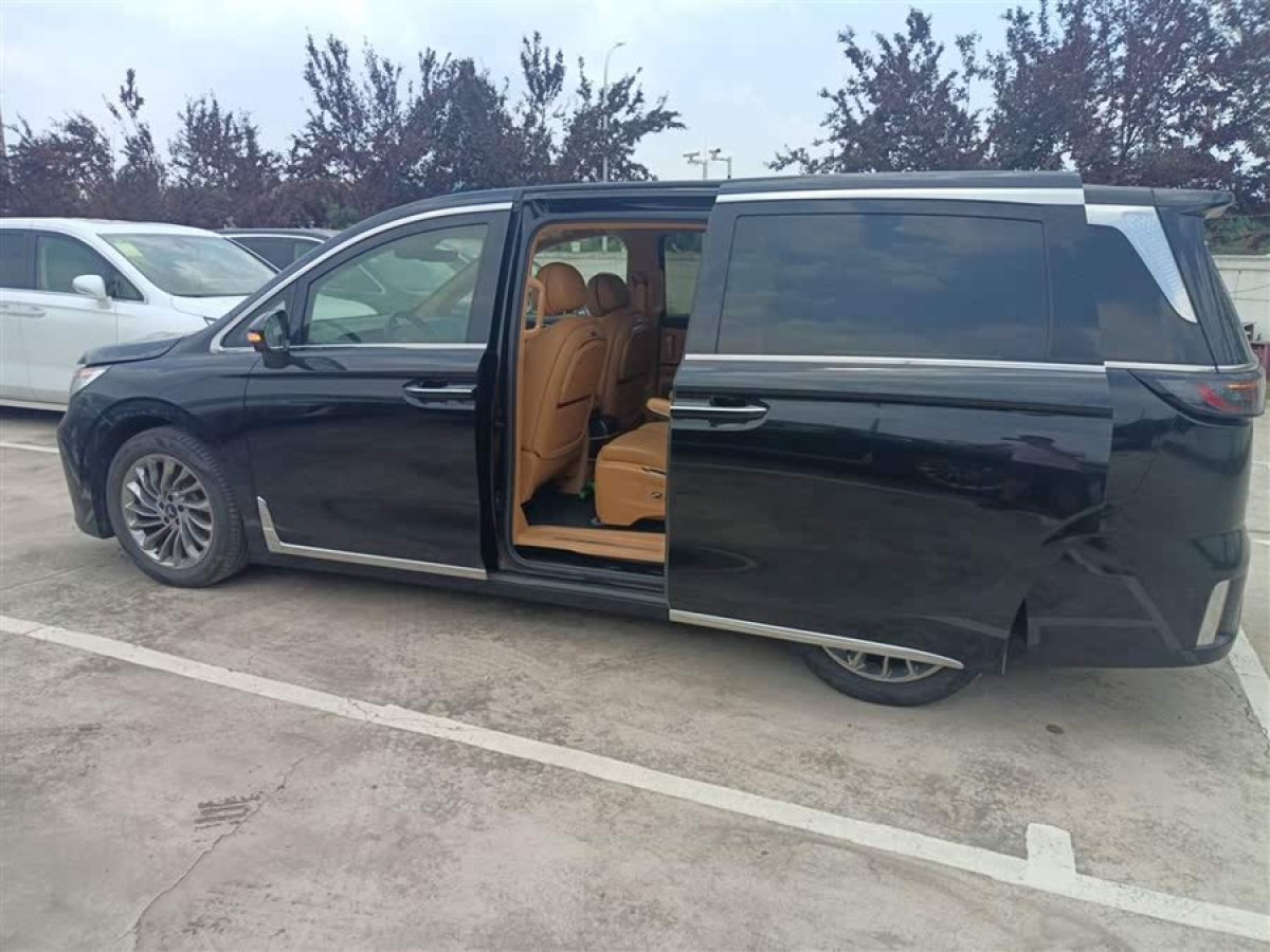 嵐圖 夢想家  2024款 PHEV 超長續(xù)航旗艦版圖片
