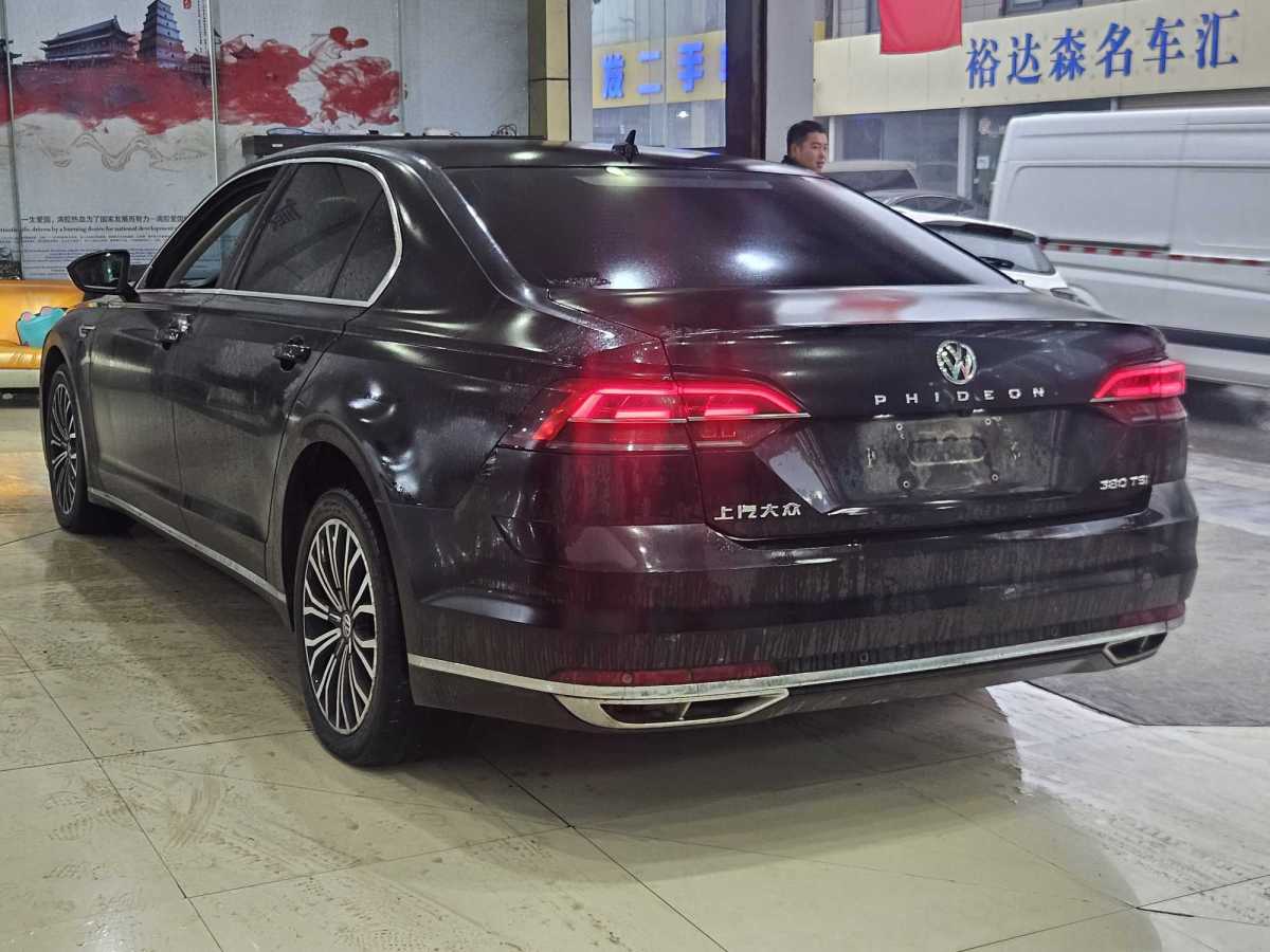 大眾 輝昂  2016款 380TSI 兩驅(qū)御尊版圖片