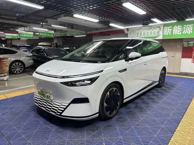 2024年3月 小鵬 小鵬X9 702超長續(xù)航Max圖片