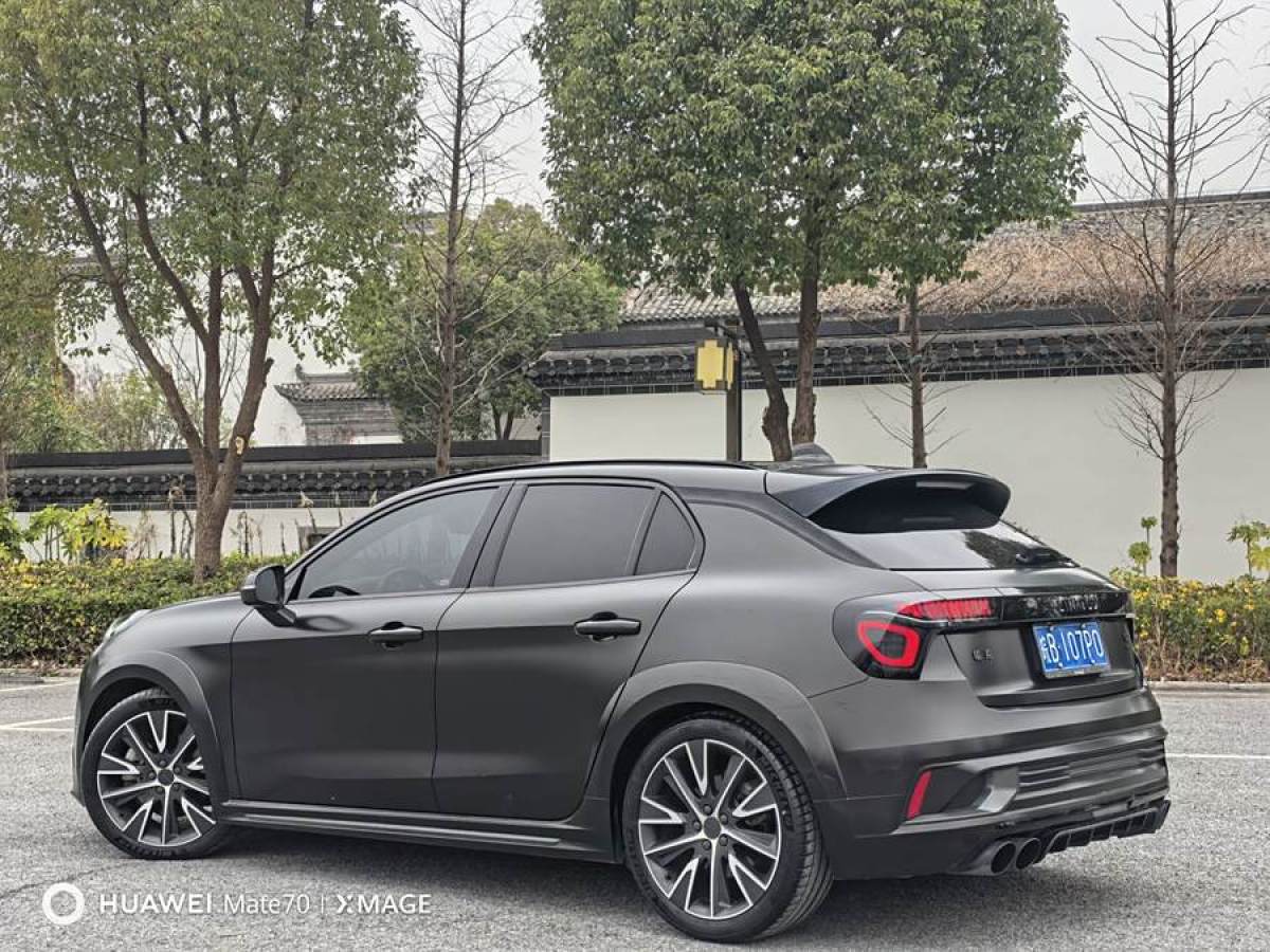 領(lǐng)克 領(lǐng)克02 Hatchback  2021款 2.0TD Halo圖片