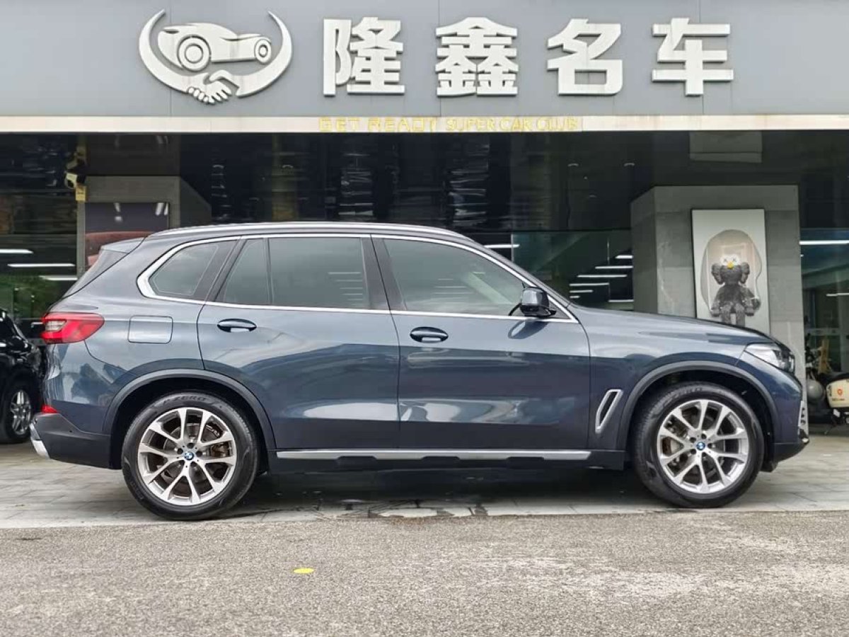 寶馬 寶馬X5  2021款 改款 xDrive30i X設(shè)計(jì)套裝圖片