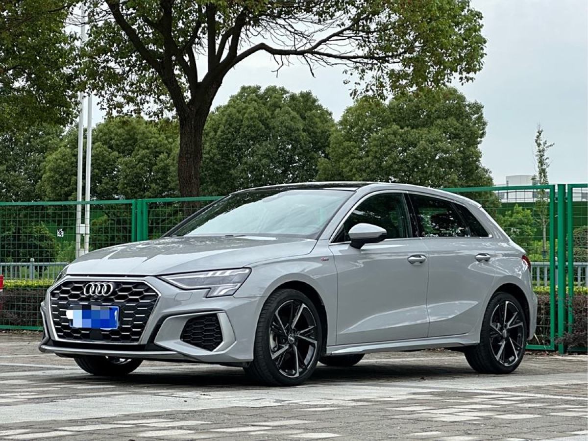 2023年2月奧迪 奧迪A3  2023款 改款 Sportback 35 TFSI 時(shí)尚運(yùn)動(dòng)型