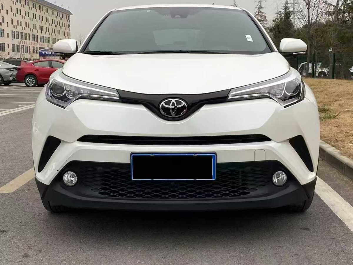 2021年5月豐田 C-HR  2020款 2.0L 領(lǐng)先版