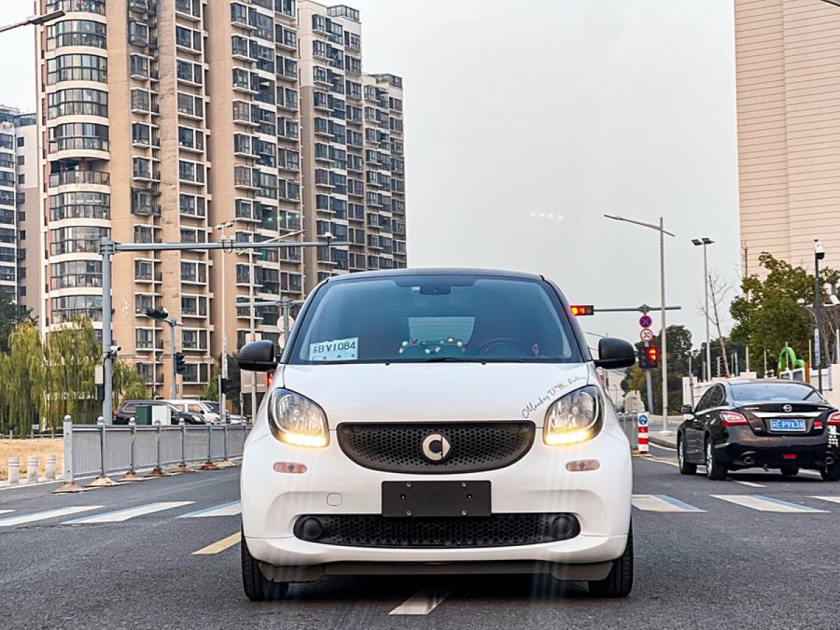 smart fortwo  2015款 1.0L 52千瓦硬頂靈動版圖片