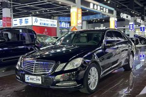 奔馳E級 奔馳 E 260 L CGI優(yōu)雅型