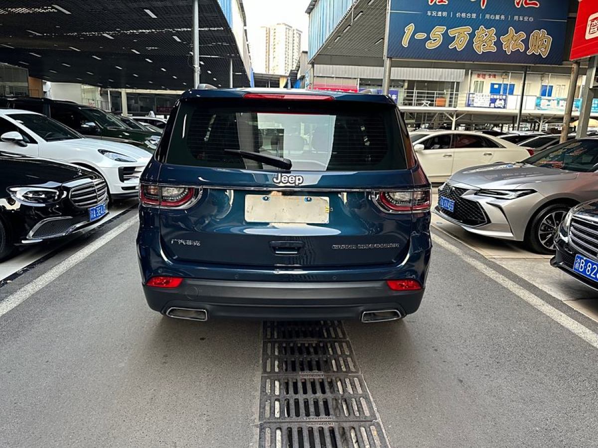 Jeep 指揮官  2018款 2.0T 兩驅(qū)進(jìn)享版 國(guó)VI圖片