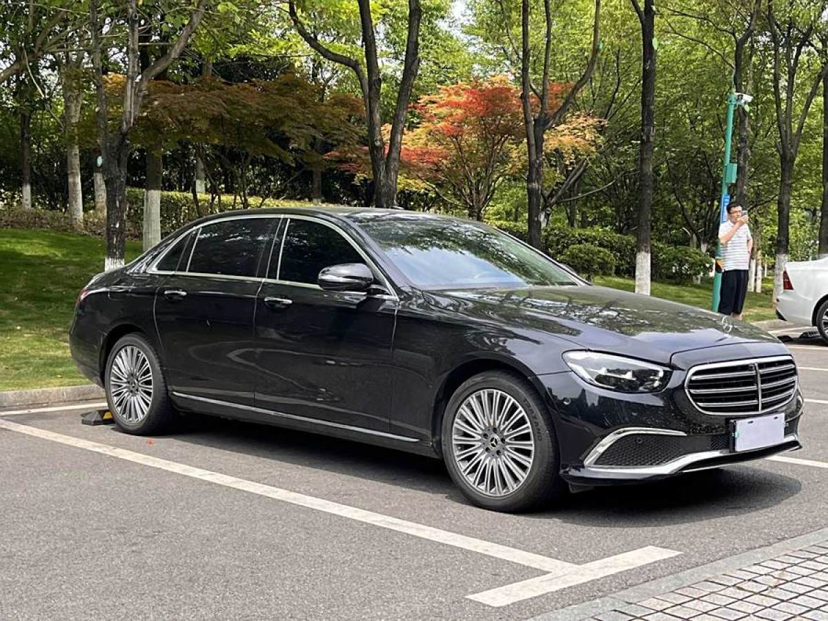 奔馳 奔馳E級  2021款 改款 E 300 L 豪華型圖片