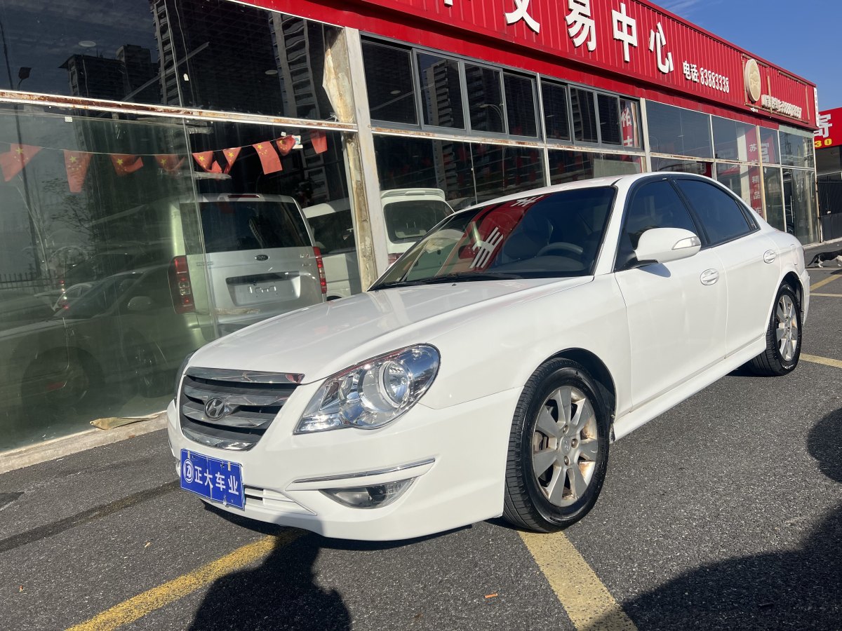 現(xiàn)代 名馭  2009款 2.0L 自動舒適版GL圖片