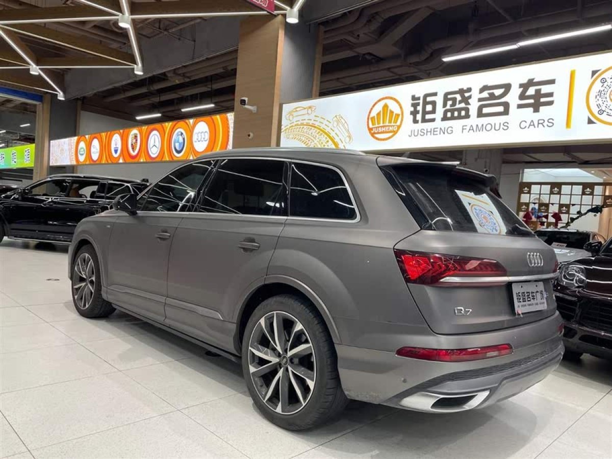 奧迪 奧迪Q7  2023款 55 TFSI quattro S line運動型圖片