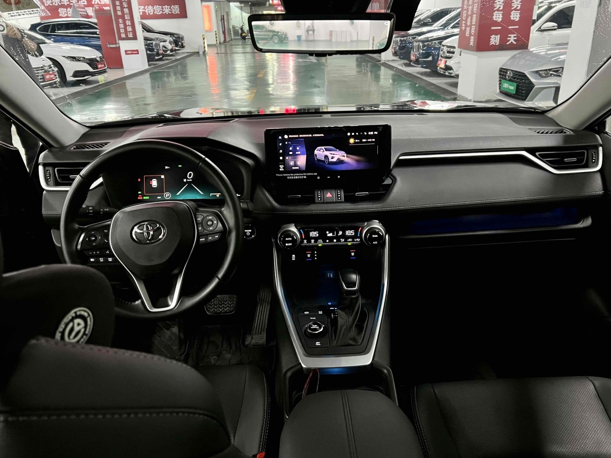 豐田 威蘭達(dá)  2023款 雙擎 2.5L E-CVT四驅(qū)尊貴版圖片