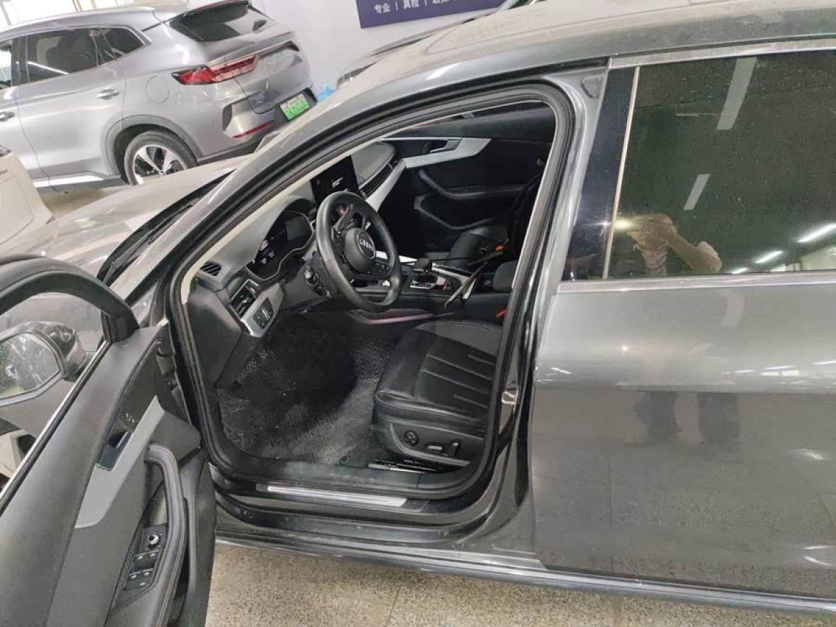 奧迪 奧迪A4L  2020款 40 TFSI 豪華致雅型圖片