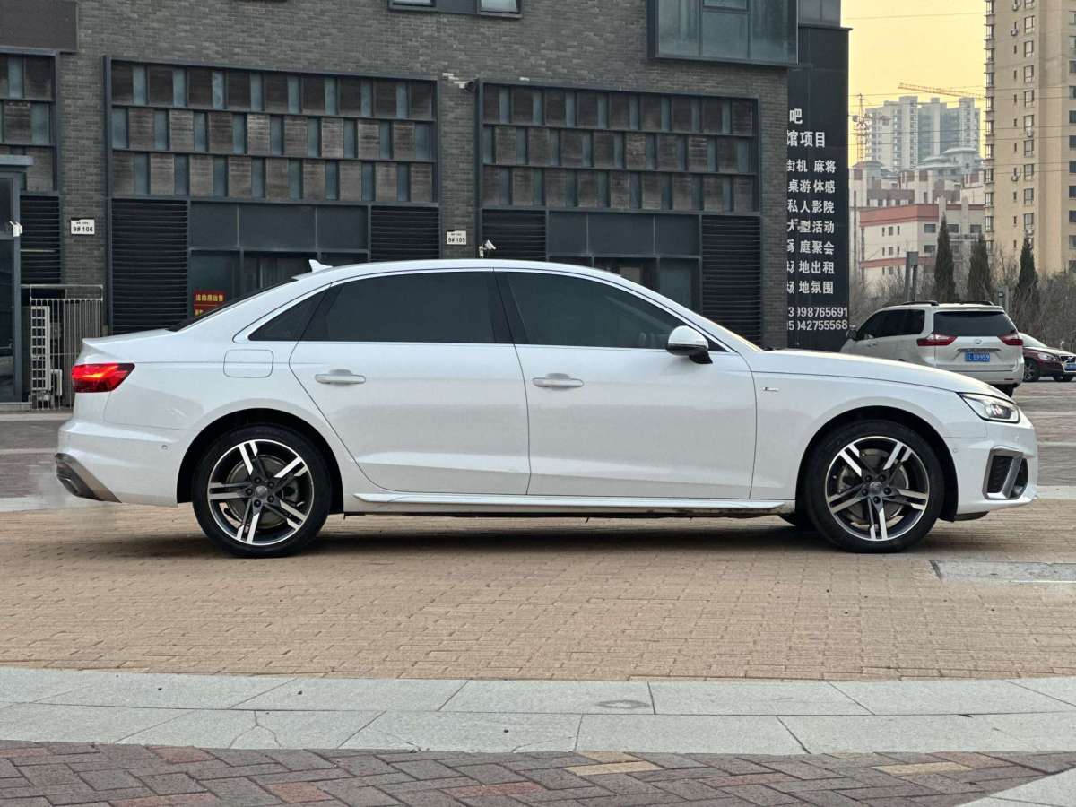 奧迪 奧迪A4L  2020款 40 TFSI 豪華動感型圖片