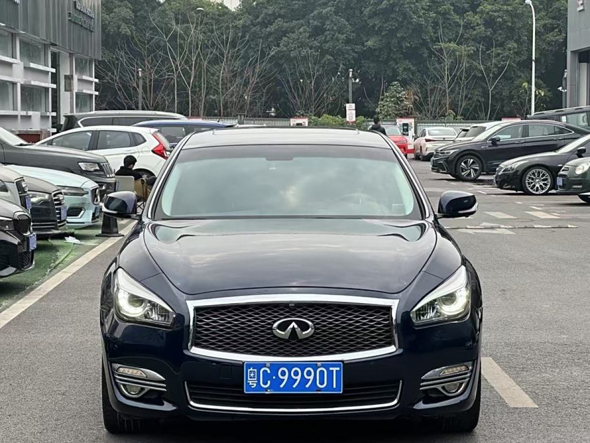 2018年10月英菲尼迪 Q70  2017款 Q70L 2.5L 精英版