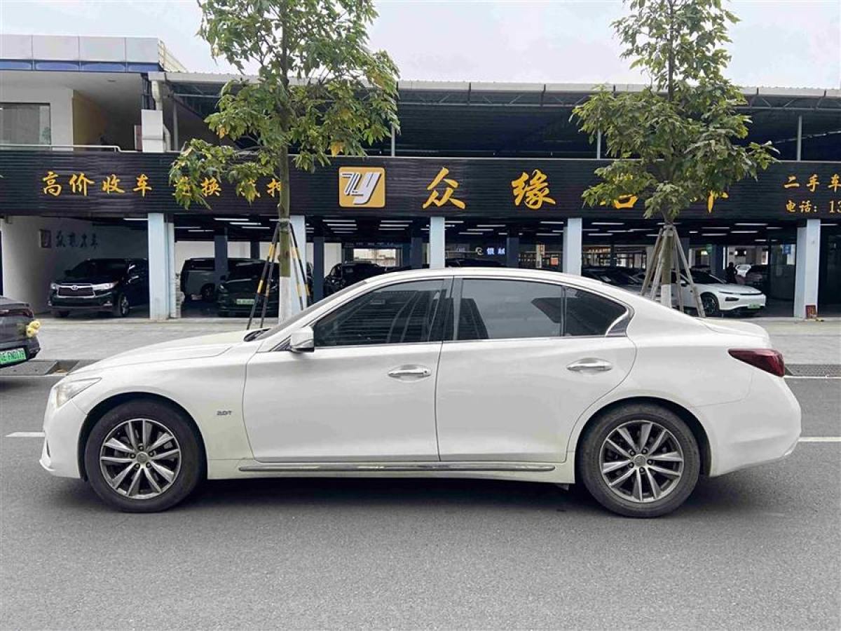 英菲尼迪 Q50L  2021款 2.0T 舒適版圖片