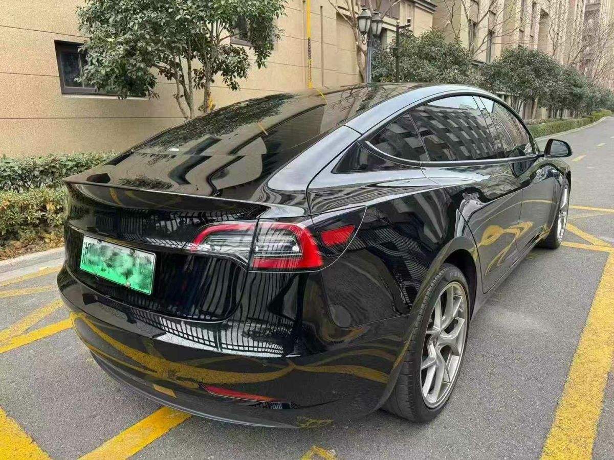 特斯拉 Model S  2023款 三電機全輪驅(qū)動 Plaid版圖片