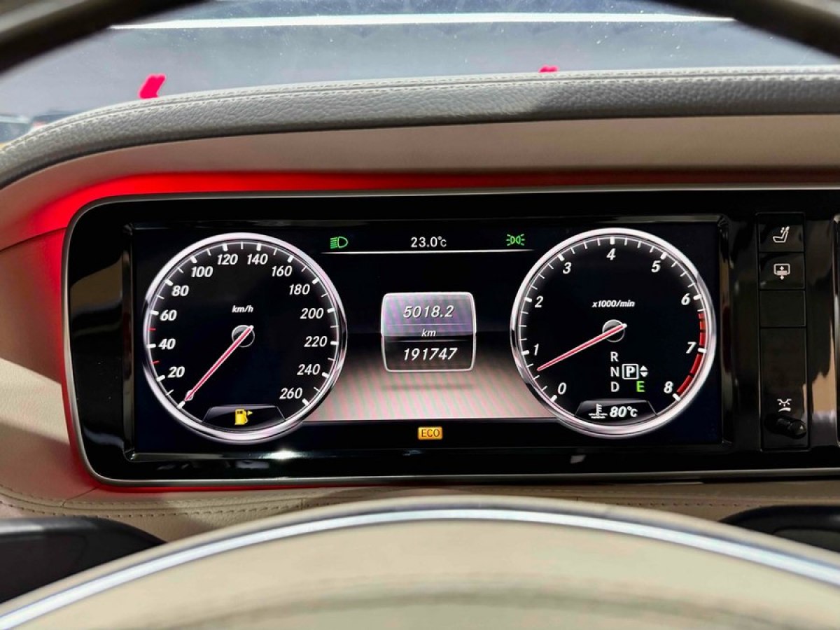 2014年12月奔驰 奔驰S级  2014款 S 400 L 尊贵型