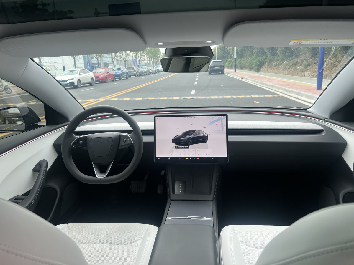 特斯拉 Model 3  2023款 煥新版 后輪驅動圖片