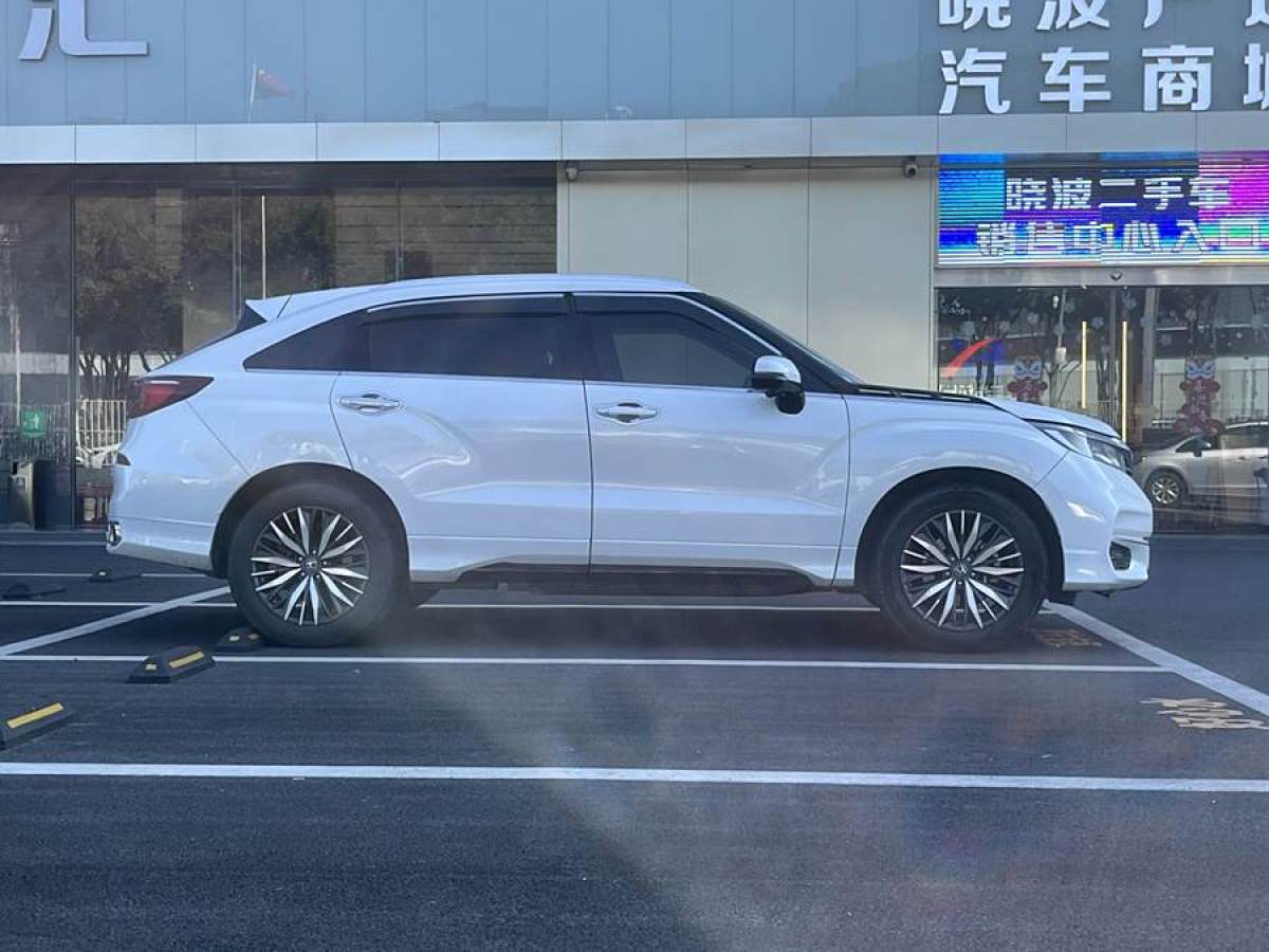 本田 冠道  2023款 370TURBO 四驅(qū)尊享版圖片