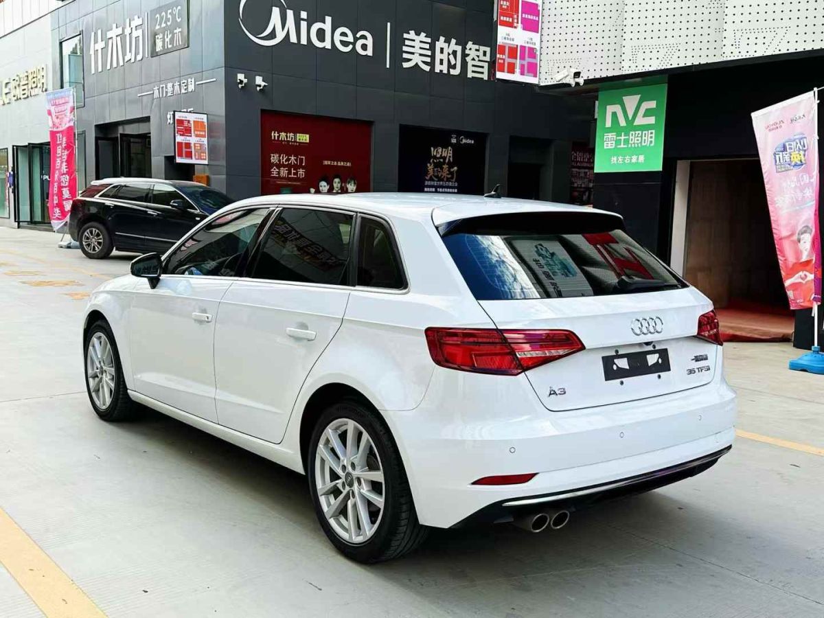 奧迪 奧迪A3  2021款 A3L Limousine 35 TFSI 時(shí)尚致雅型圖片