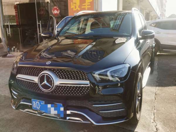 奔驰 奔驰GLE  2021款 GLE 450 4MATIC 时尚型