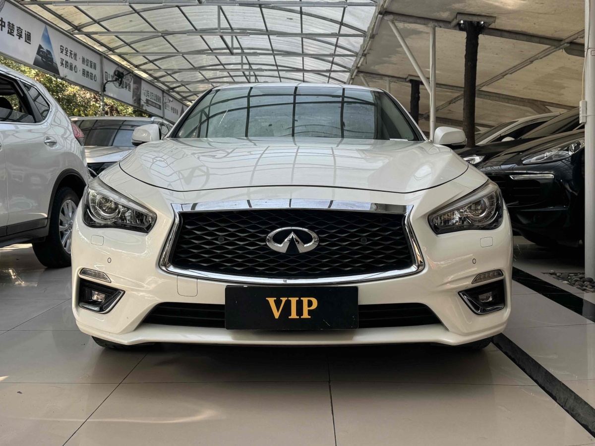 英菲尼迪 Q50L  2018款  2.0T 逸享版 國(guó)VI圖片