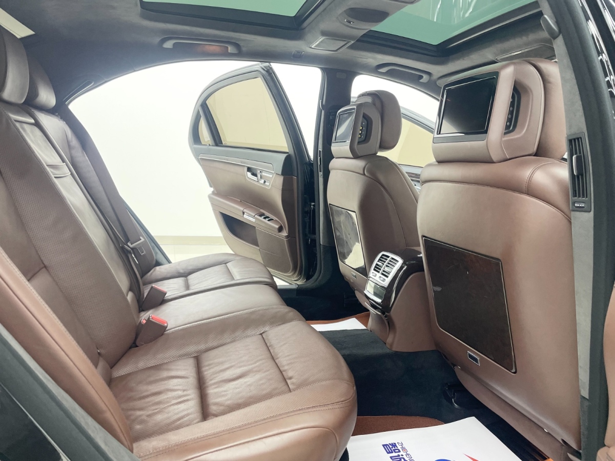 奔馳 奔馳S級  2012款 S 500 L 4MATIC Grand Edition圖片