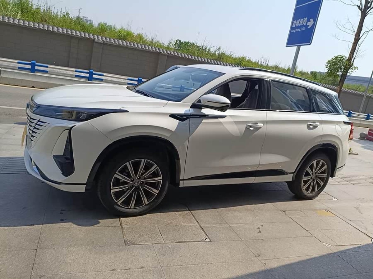 長安 CS75 PLUS  2023款 第三代 1.5T 自動尊貴型圖片