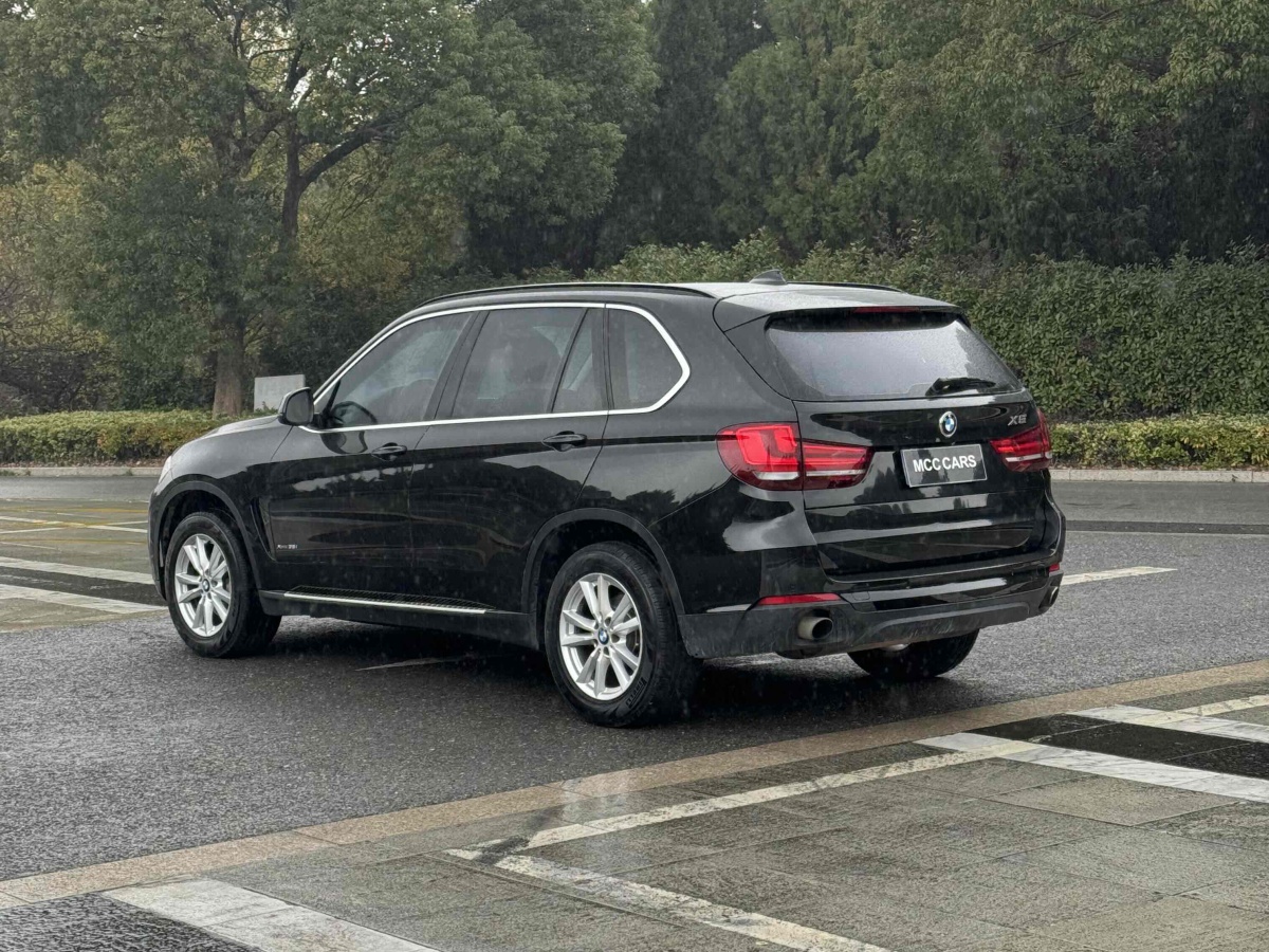 寶馬 寶馬X5  2014款 xDrive35i 領(lǐng)先型圖片