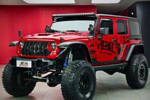 牧马人 Jeep 2.8TD Sahara 四门版