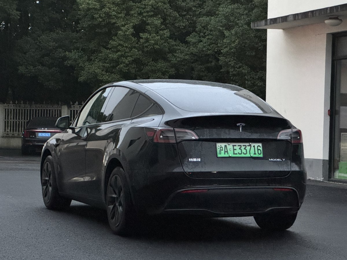 特斯拉 Model Y  2023款 煥新版 后輪驅(qū)動(dòng)圖片