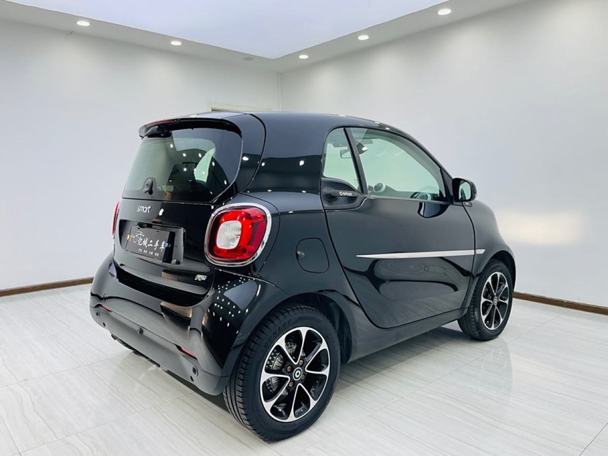 smart fortwo  2015款 1.0L 52千瓦硬頂激情版圖片