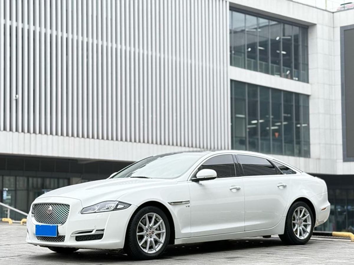 捷豹 XJ  2016款 XJL 3.0 SC 兩驅(qū)典雅商務版圖片