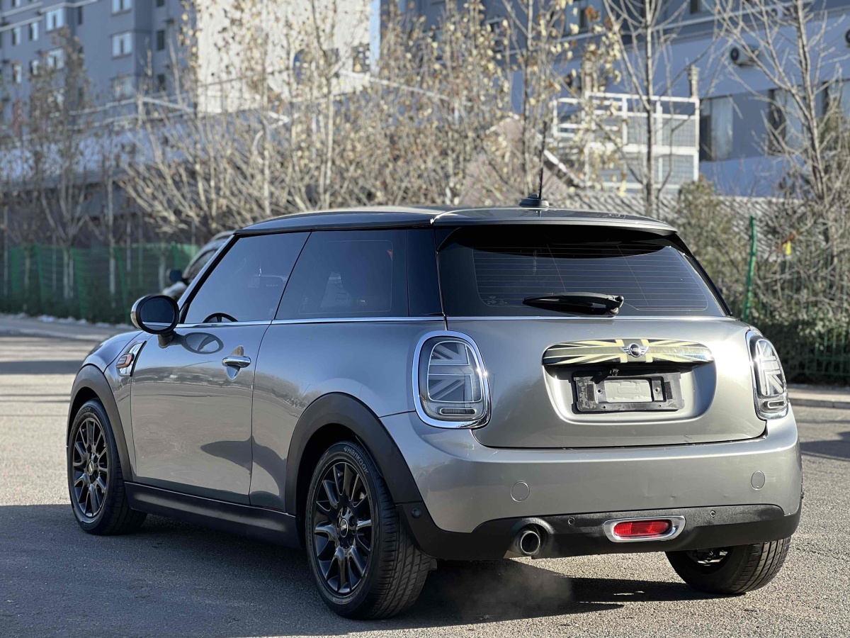 2017年9月MINI MINI  2016款 1.2T ONE 先鋒派