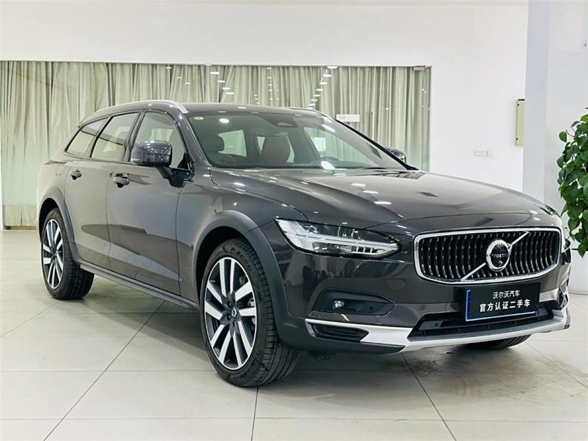 沃爾沃 V90  2024款 Cross Country B5 AWD 智尊版圖片