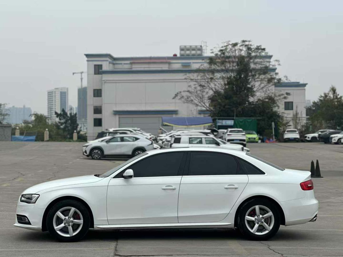 奧迪 奧迪A4L  2015款 A4L 1.8TFSI 30TFSI 舒適型圖片