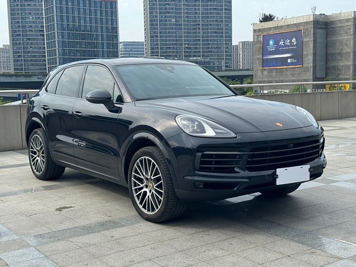 保時(shí)捷 Cayenne  2023款 Cayenne 3.0T 鉑金版圖片